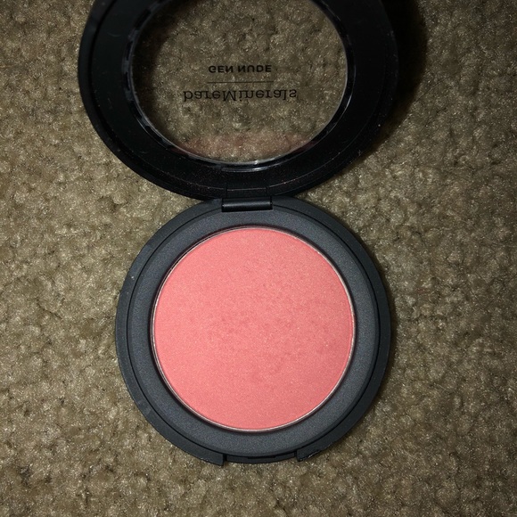 Makeup - Picture 3 of 3